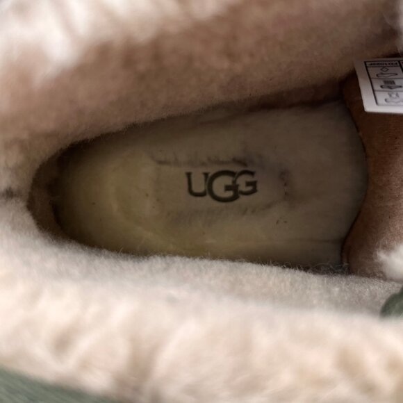 UGG Neumel Classic Suede Boots Size 10 Olive Lace Up Sheepskin Lined - Picture 2 of 15
